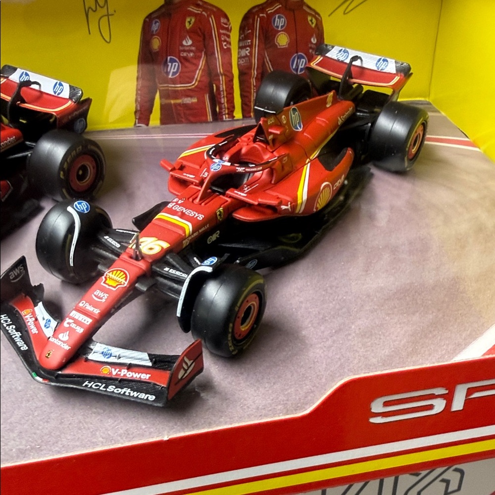 SF-24 Racing Car Duo - Red - Picture 6 of 7